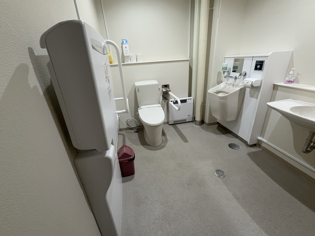 多機能トイレ